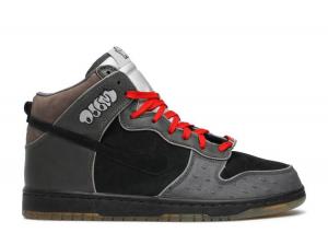 Nike shop doom dunks