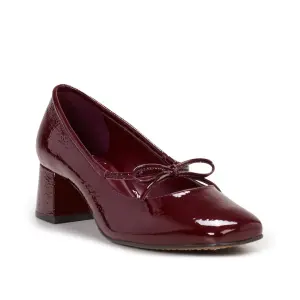 Туфли Charley Racer Pump Vince Camuto, цвет chiantiburgundypatent