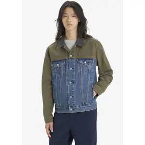 Джинсовая куртка Levi's "VINTAGE FIT TRUCKER JKT", с нагрудными карманами, цвет Levels To This