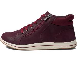 Clarks glide top