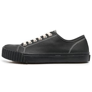 Женские кеды Tabi Canvas Low-top черного цвета Maison Margiela