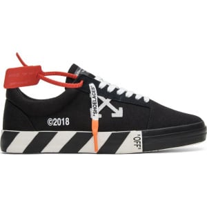 Кроссовки Off-White Vulc Low Top Black, черный