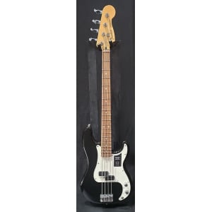 Бас-гитара Fender Player Precision с грифом Pau Ferro 2021 Black Player Precision Bass with Pau Ferro Fretboard