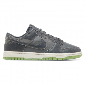 Nike hot sale dunks halloween