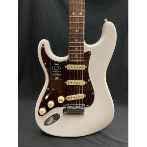 Электрогитара Fender American Ultra Stratocaster