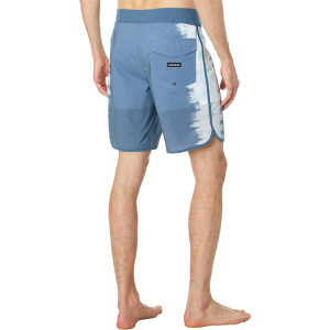 Шорты для плавания Quiksilver Highlite Scallop 19" Boardshorts, цвет Bering Sea