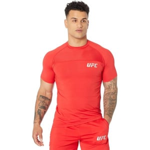 Футболка UFC Short Sleeve Crew Neck, цвет Red 1