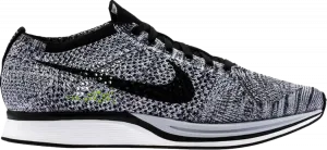 Nike flyknit racer oreo green 2025