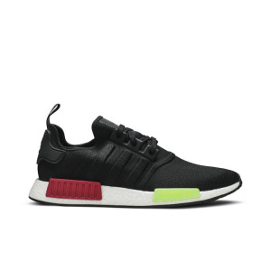 Кроссовки Adidas NMD_R1 'Black Pink Solar', черный