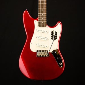 Электрогитара Squier Paranormal Cyclone, Laurel Fingerboard, Pearloid Pickguard, Candy Apple Red