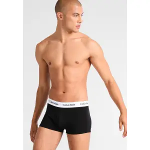 Трусики LOW RISE TRUNK 3 PACK Calvin Klein Underwear, цвет black