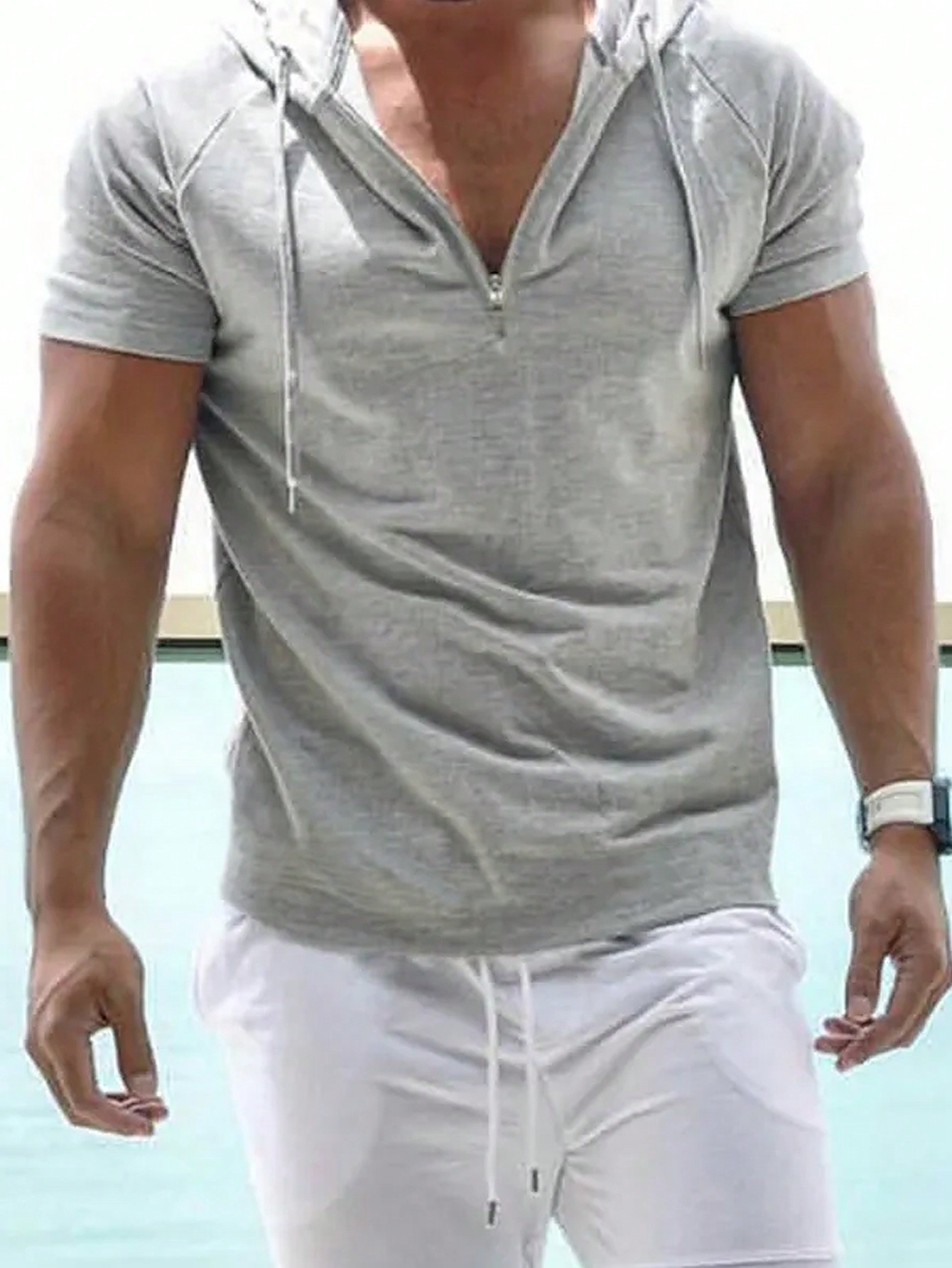 Мужская футболка с капюшоном и короткими рукавами Manfinity Homme, серый