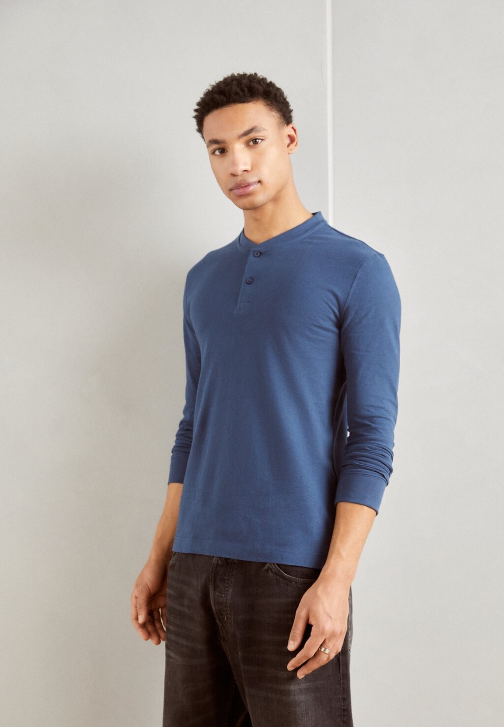 

Футболка с длинным рукавом Acid Henley Esprit, цвет grey blue