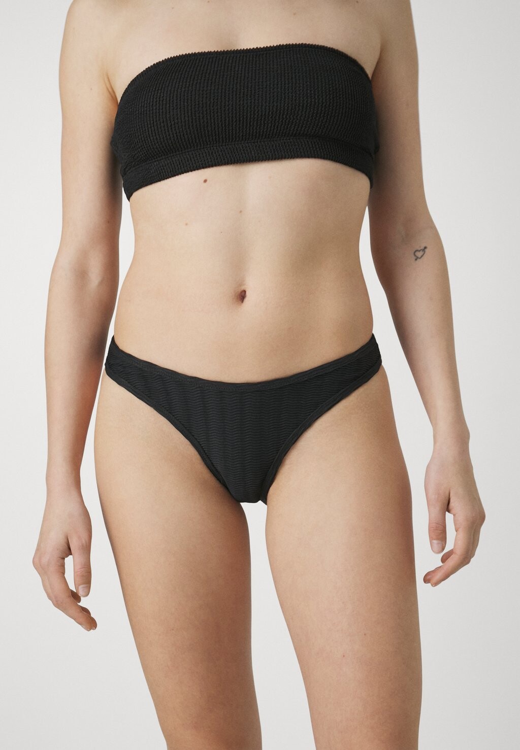 

Плавки бикини WAVE TRIP HIGH LEG Billabong, цвет black pebble