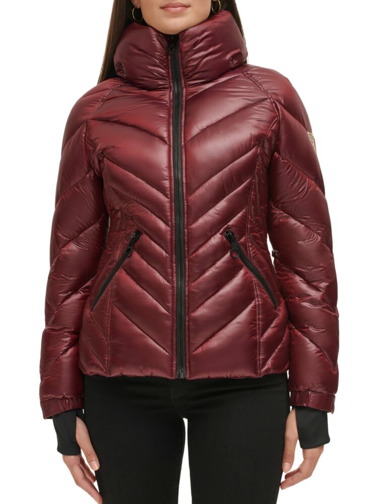 

Стеганая куртка-пуховик Guess, цвет Plum
