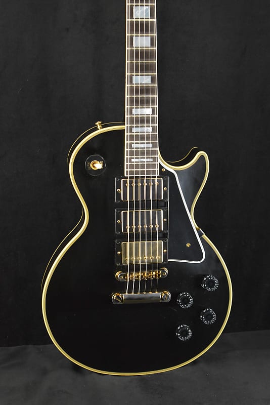 Электрогитара Gibson Custom Shop Les Paul Custom Chambered Body Slim Neck 3 Pickup Ebony VOS GH