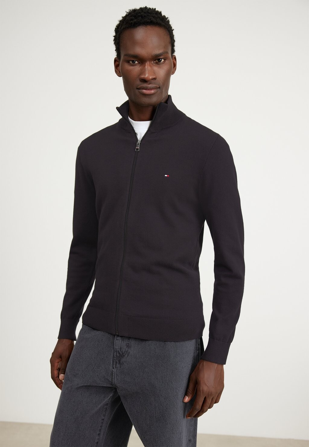 

Кардиган CLASSIC ZIP THROUGH Tommy Hilfiger, черный