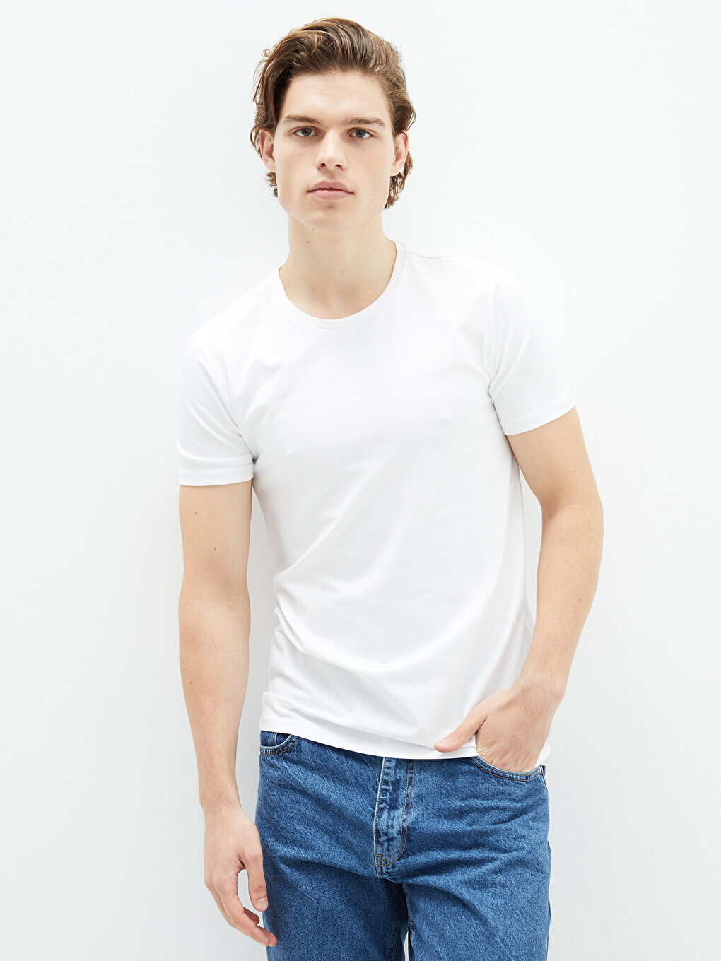 

Базовая мужская футболка с круглым вырезом и короткими рукавами LCW Casual