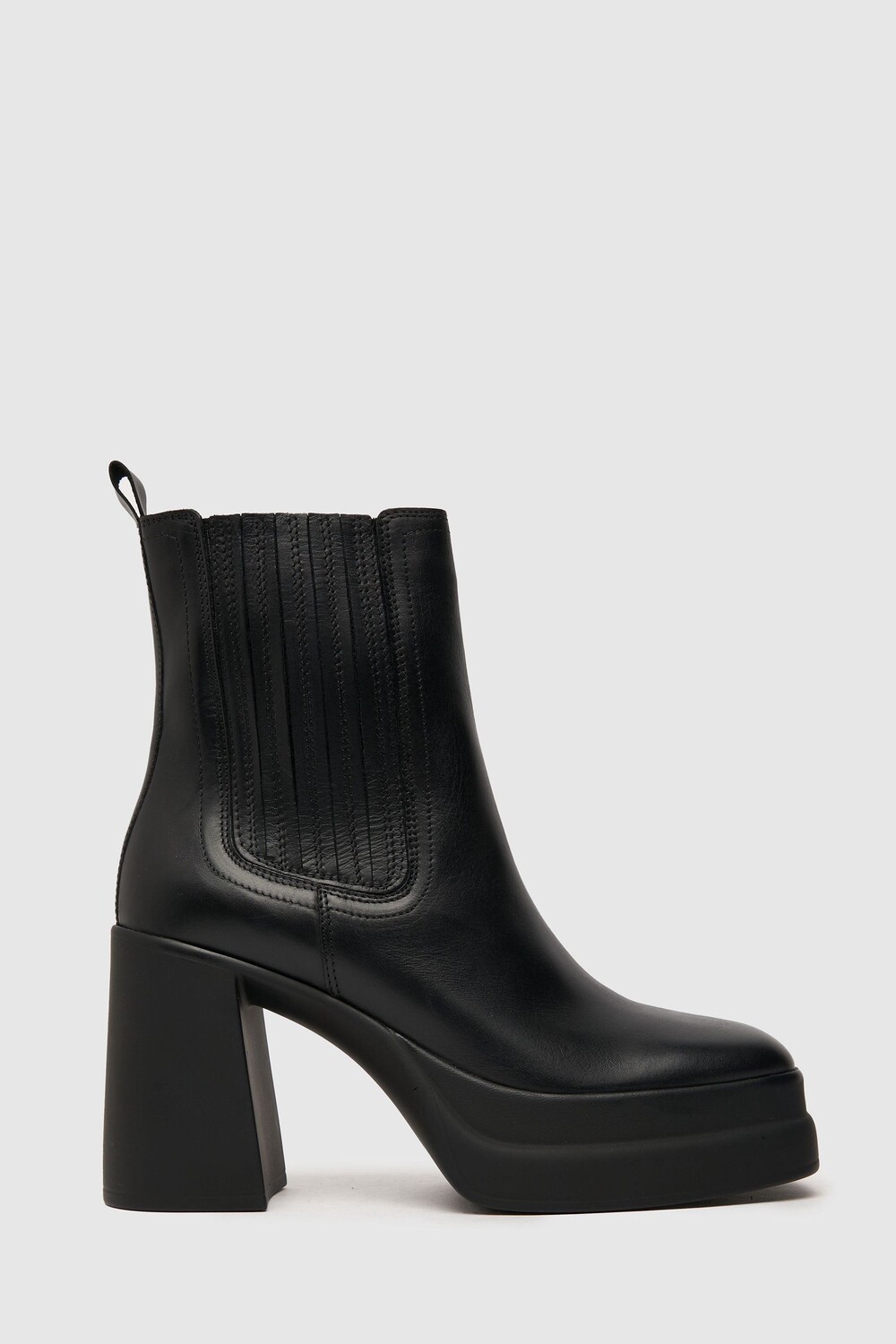 

Черные ботильоны и ботинки на платформе Bonnie Double Chelsea Schuh, черный