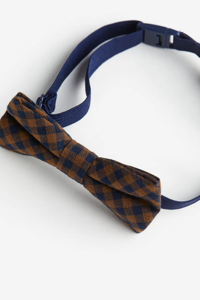 Рубашка и галстук-бабочка H&M, бежевый цена и фото
