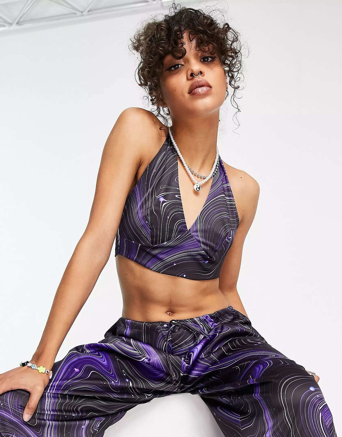 

Атласный бралетт-бралетт с мраморным принтом ASOS