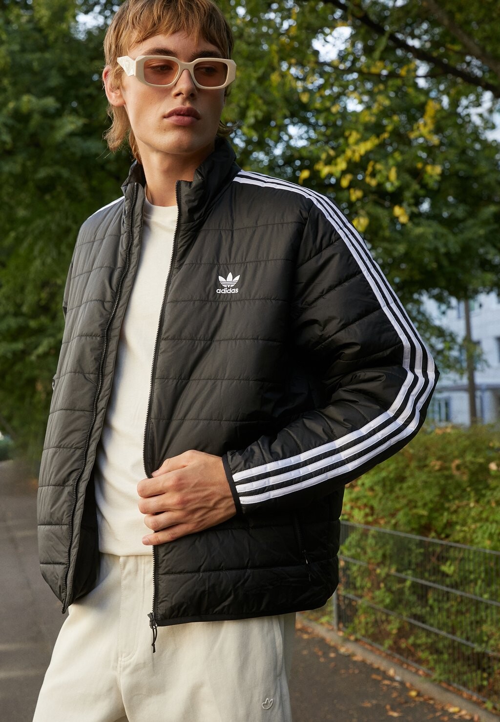 

Куртка демисезонная adidas Originals