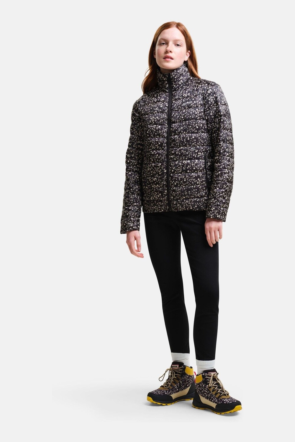 

Куртка Orla Kiely Baffle черного цвета с узором Regatta, черный
