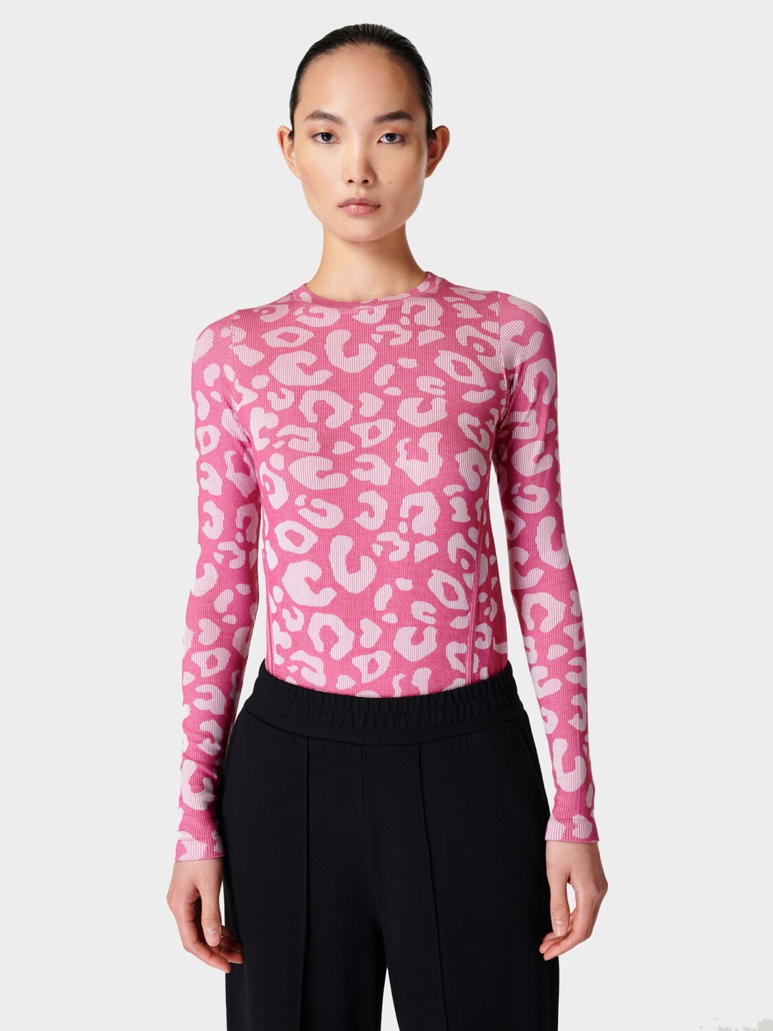

Бесшовный спортивный топ с анималистическим принтом Sweaty Betty Glisten, цвет Ambient Pink