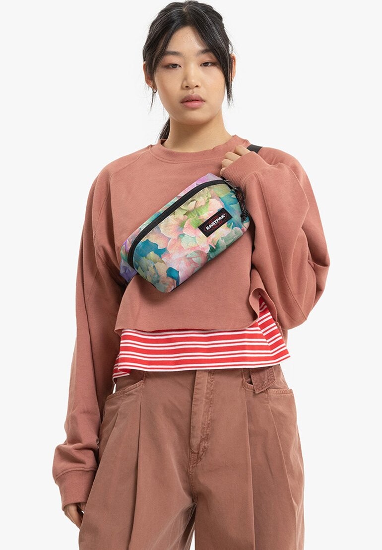 

Поясная сумка SOMMAR X SMILEY Eastpak, цвет garden soft