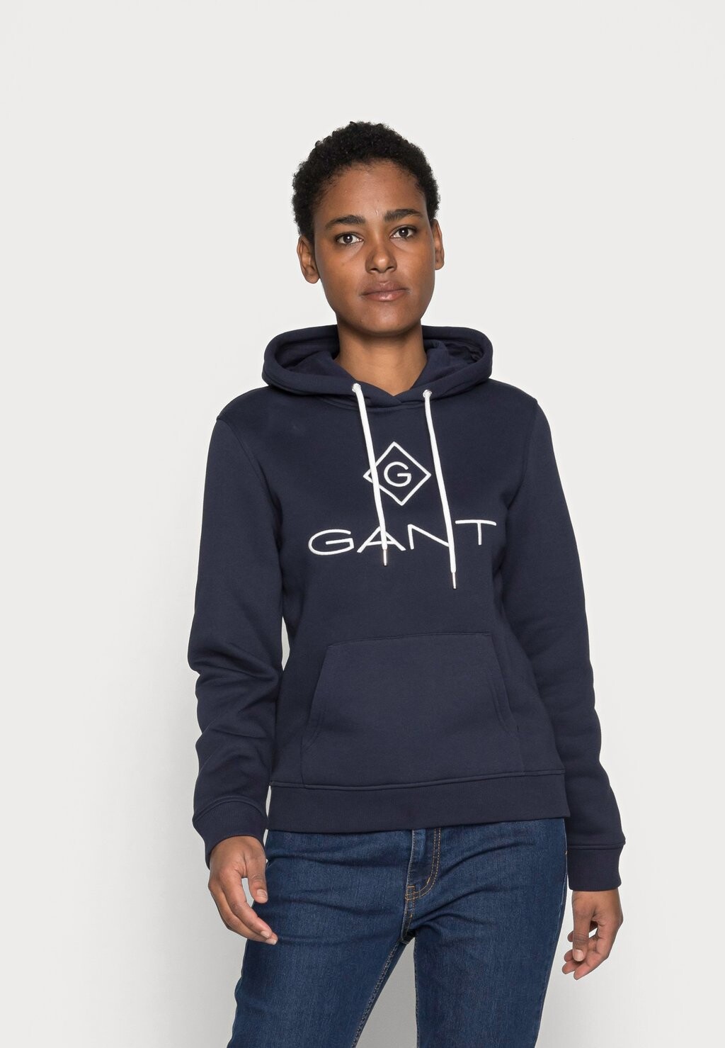 

Худи GANT
