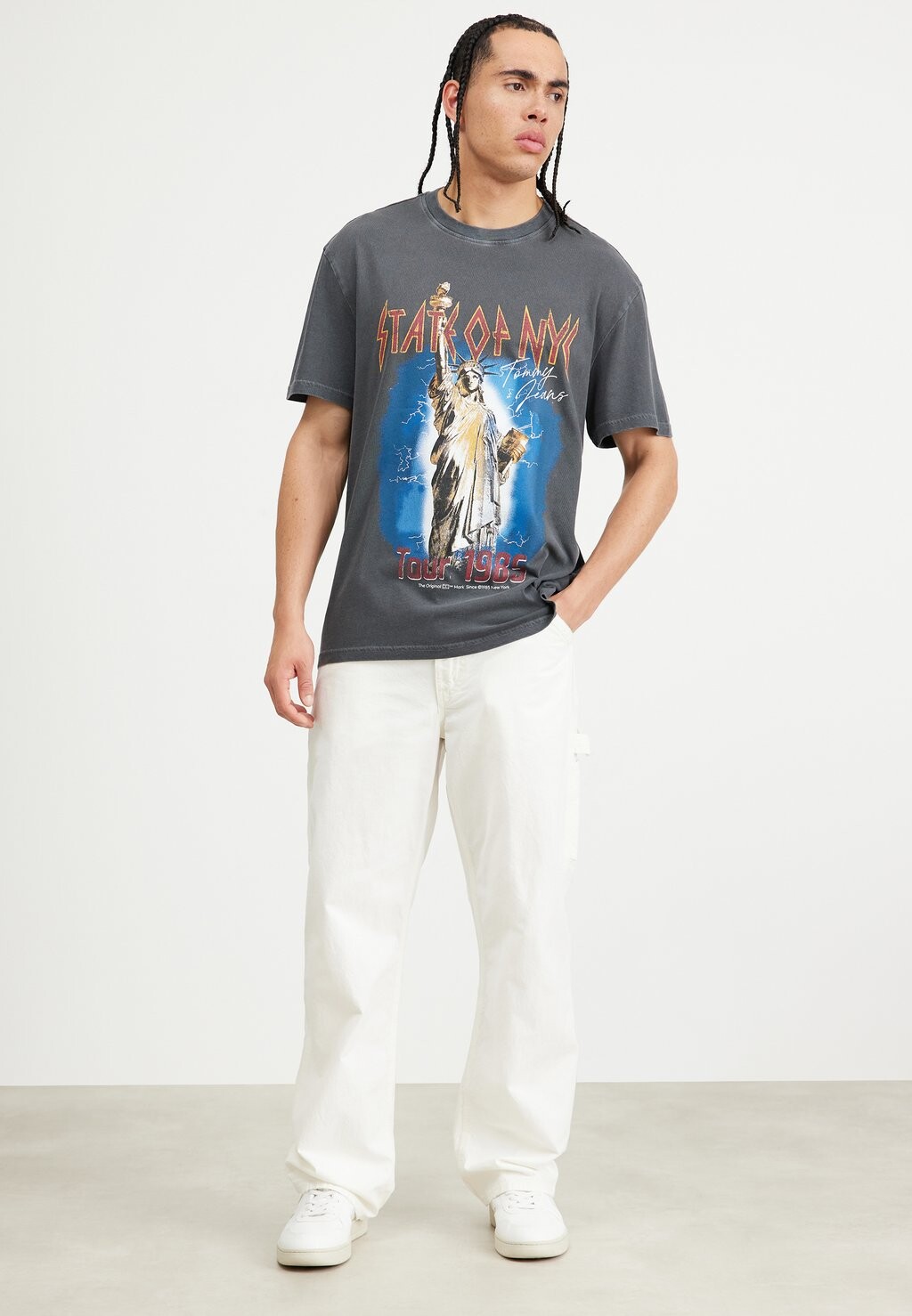 

Футболка с принтом ФУТБОЛКА STATE OF NYC UNISEX Tommy Jeans, новый уголь