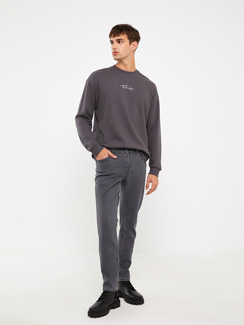 

Мужские джинсовые брюки 750 Slim Fit LCW ECO, серое родео, Серый
