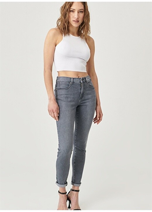 

Серые женские джинсовые брюки Skinny с высокой талией Wrangler, Серый