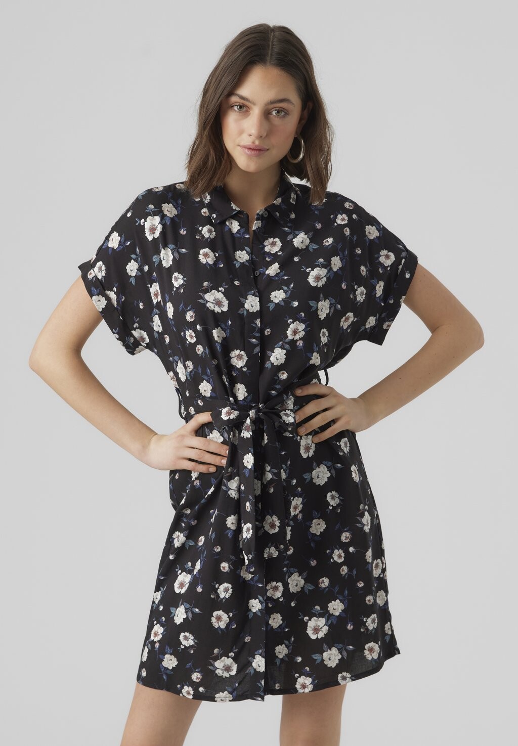 

Платье-рубашка Vero Moda, черный