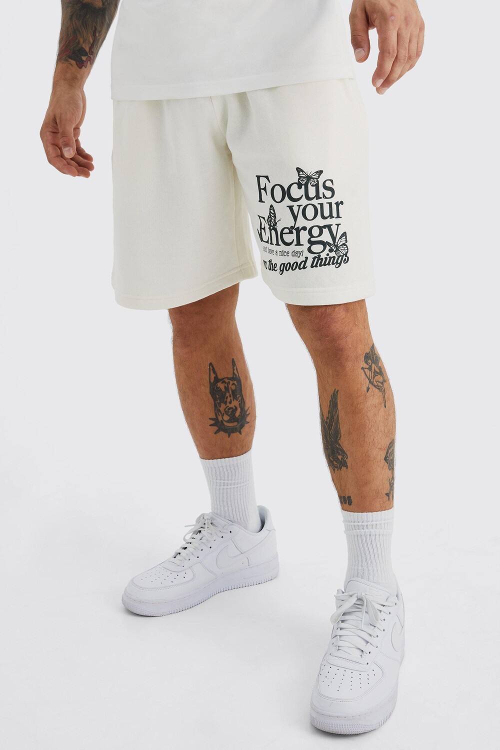 

Короткие джерси oversized focus your energy Boohoo, экру