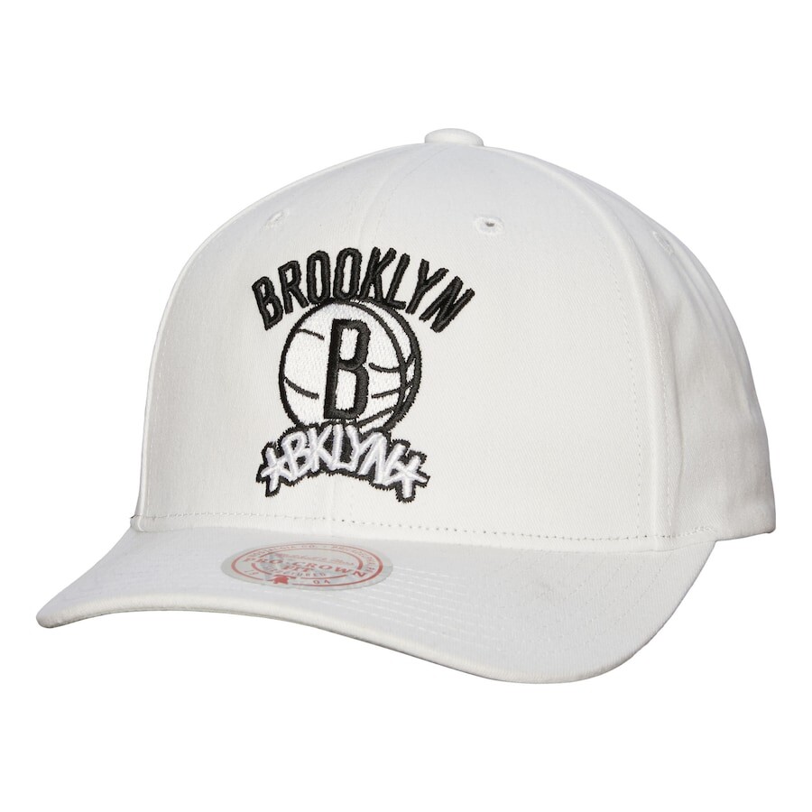 

Бейсболка Mitchell & Ness Brooklyn Nets, белый