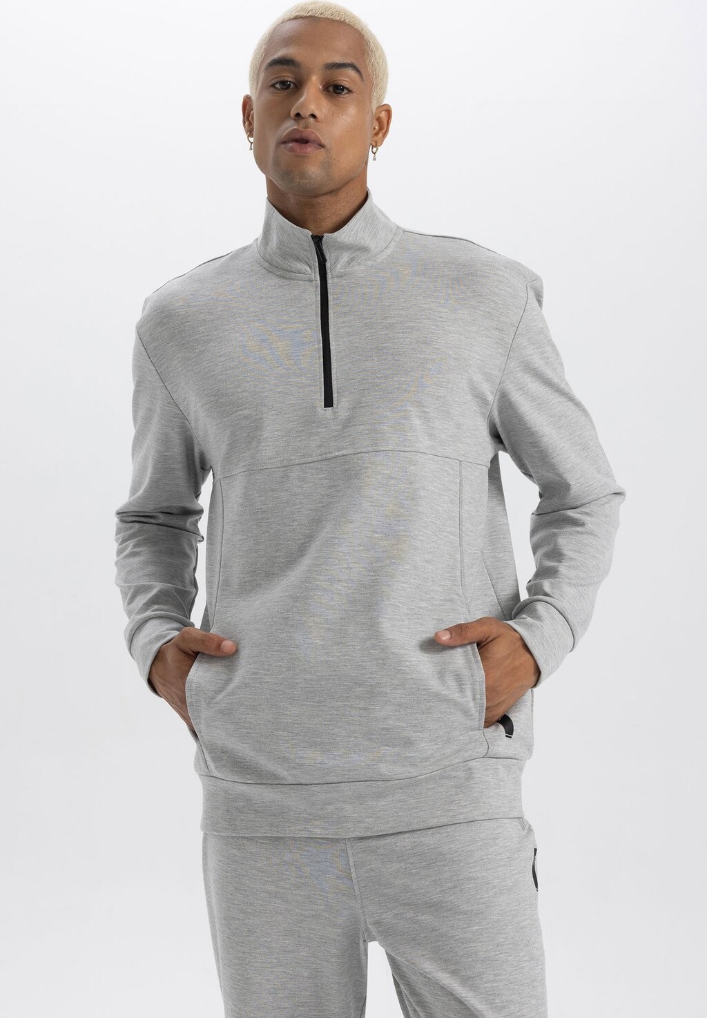 

Толстовка STANDART FIT DeFacto, цвет grey
