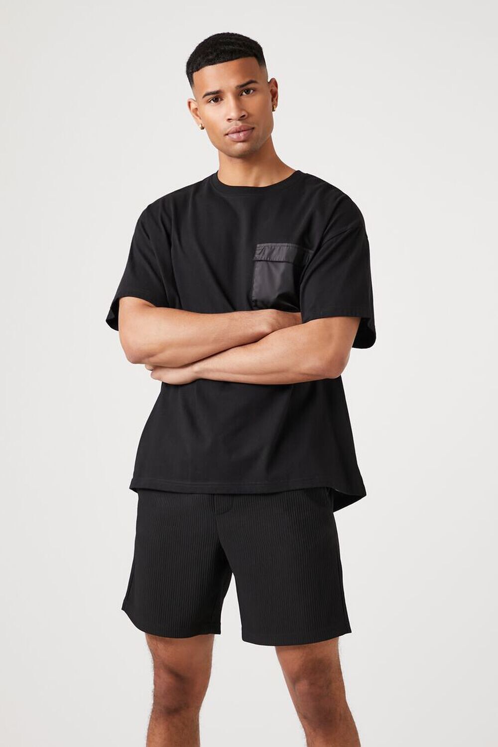 

Шорты в рубчик на шнурке Forever 21, черный