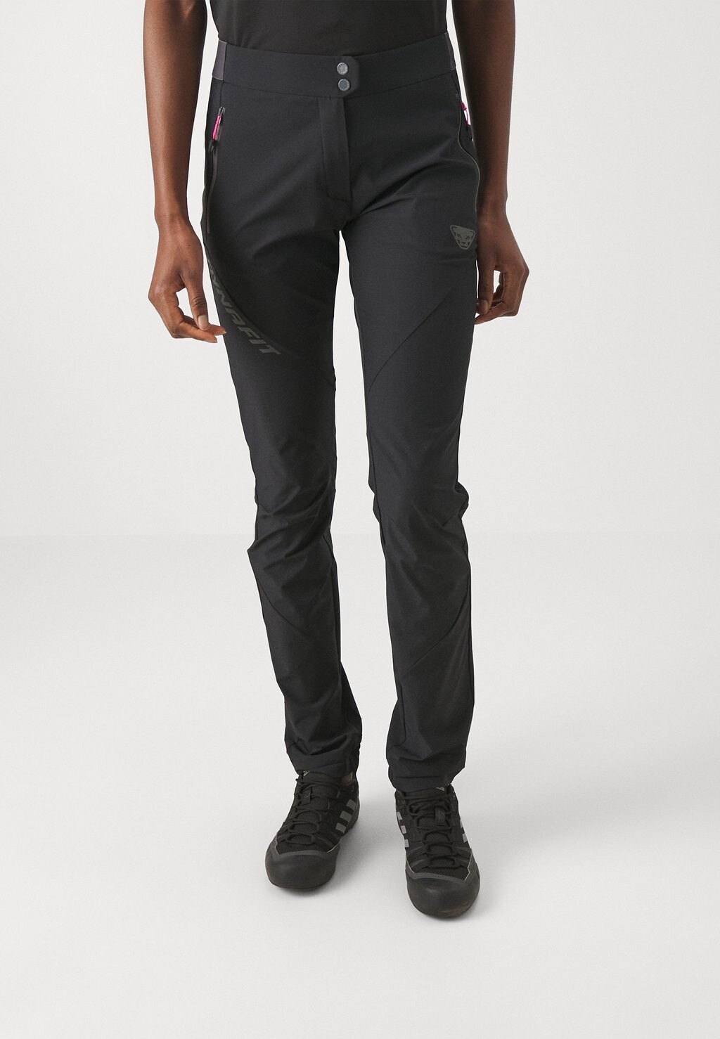 

Брюки для отдыха TRANSALPER LIGHT LONG PANT Dynafit, цвет black out
