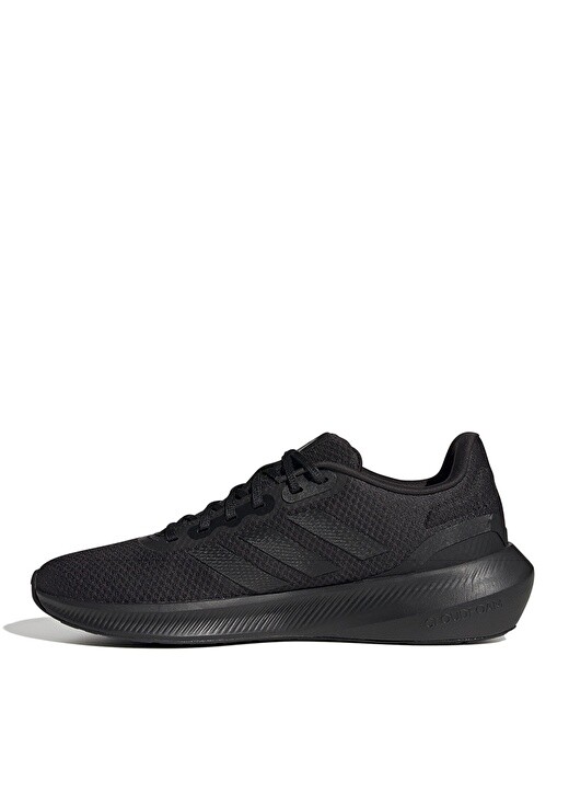 

Черные мужские кроссовки Adidas