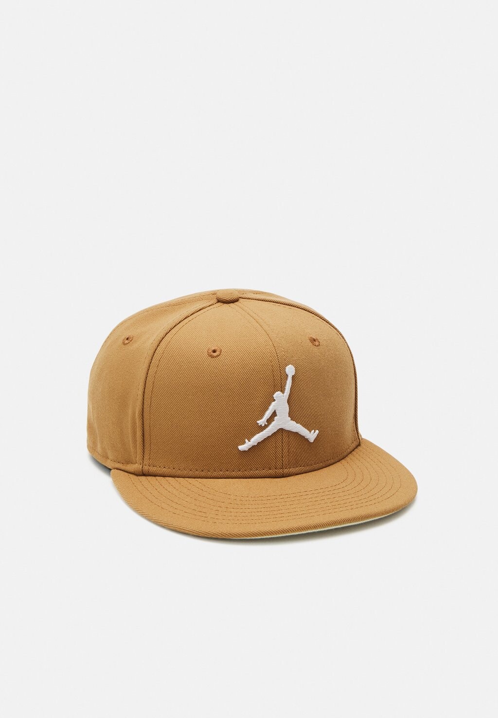 

Кепка Pro Jumpman Jordan, цвет legend dark brown/legend sand/white