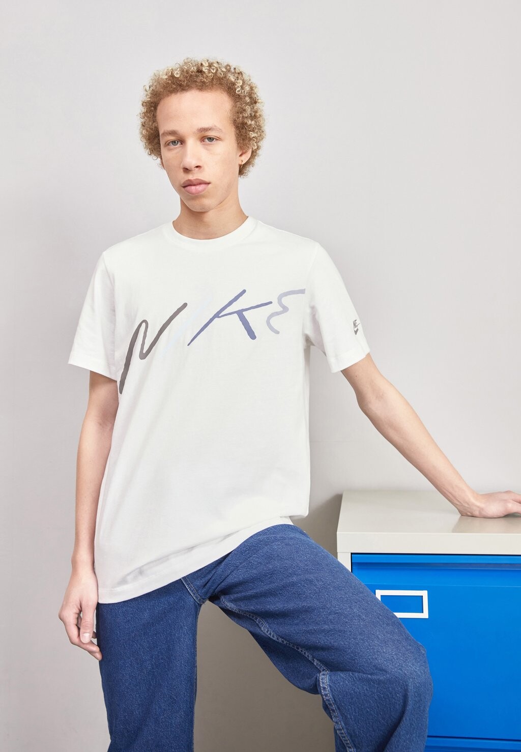 

Футболка с принтом Nike, белый