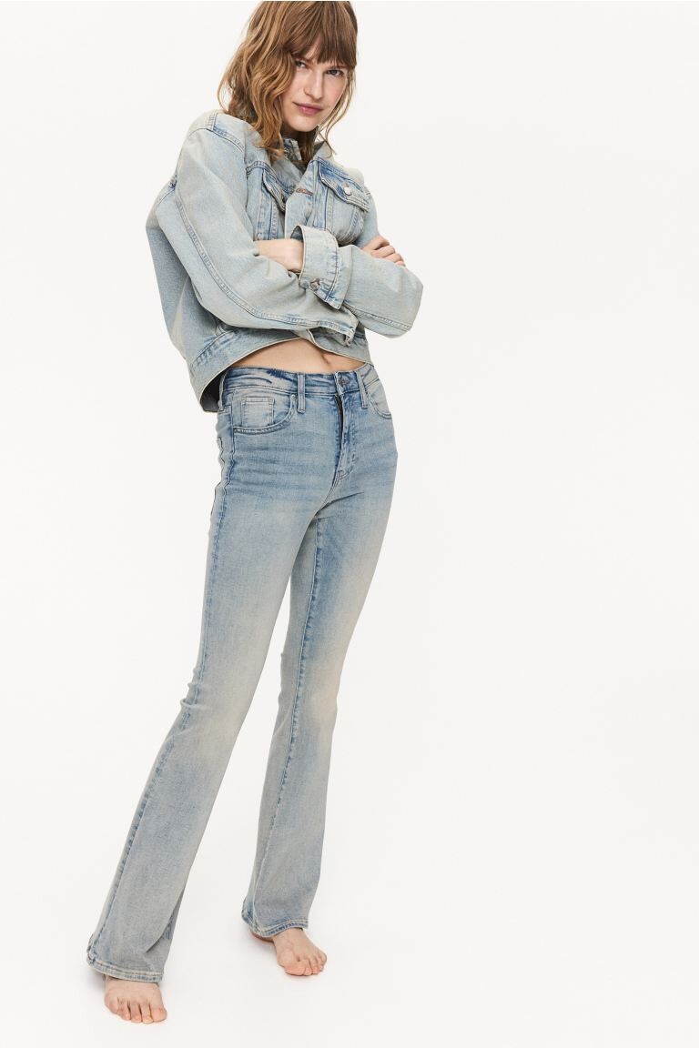 

Расклешенные ультравысокие джинсы H&M, синий