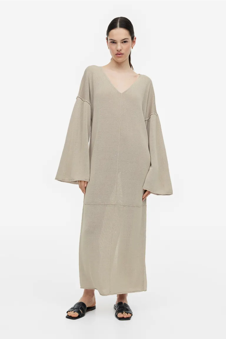 Объемное платье из смесового шелка тонкой вязки H&M, бежевый