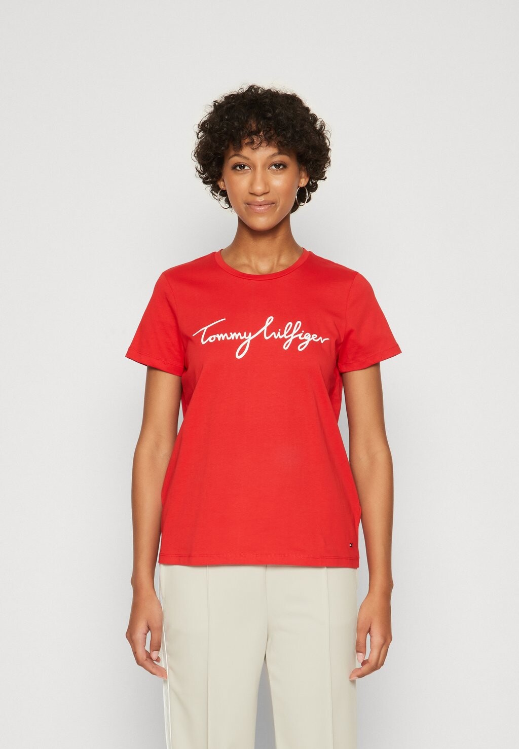 

Футболка с принтом SIGNATURE TEE Tommy Hilfiger, цвет fierce red