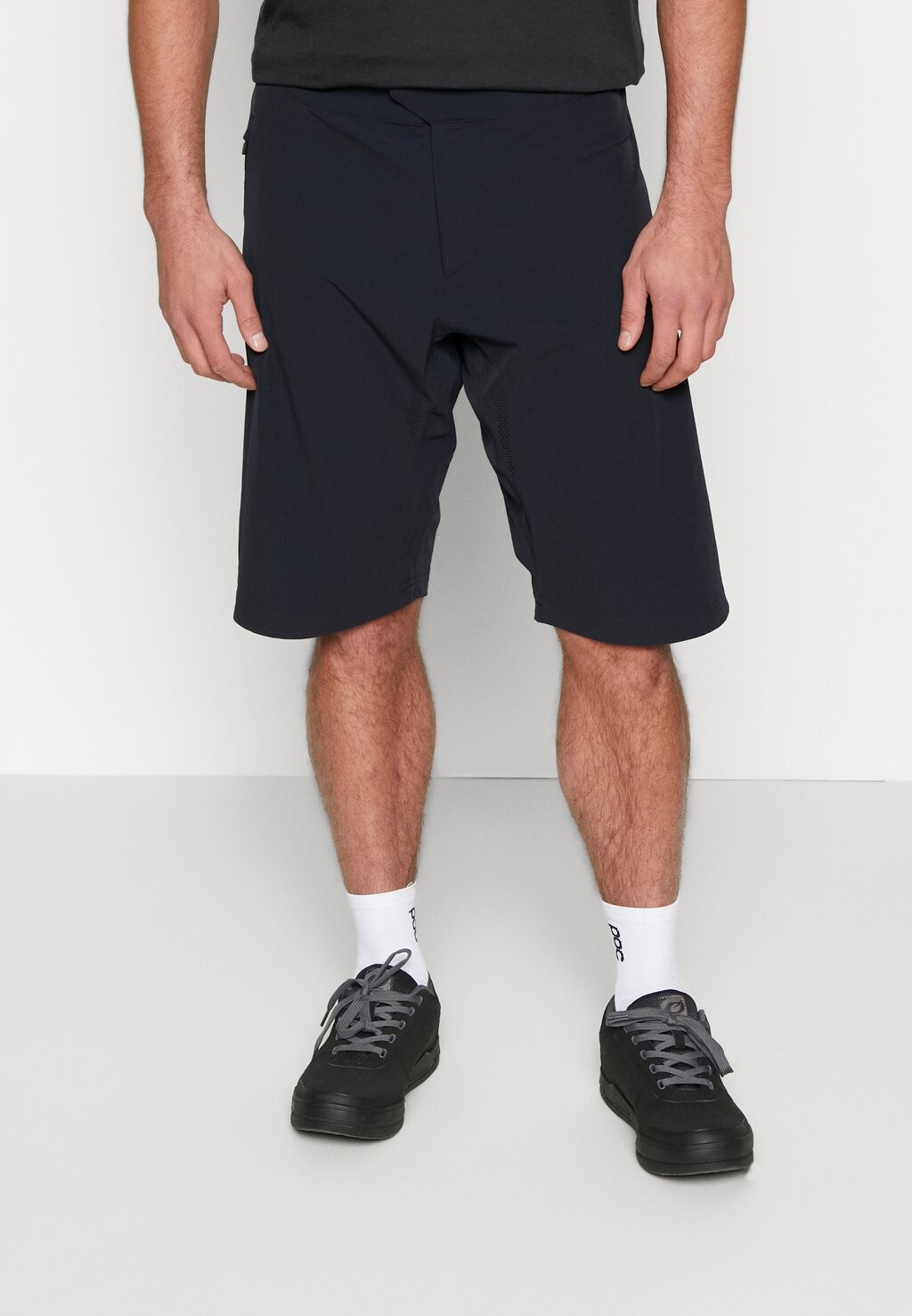 

Спортивные шорты Oakley