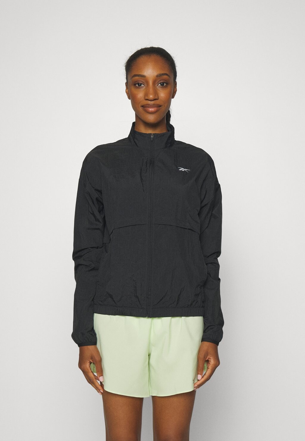 

Куртка для бега RUNNING JACKET Reebok, ночной черный