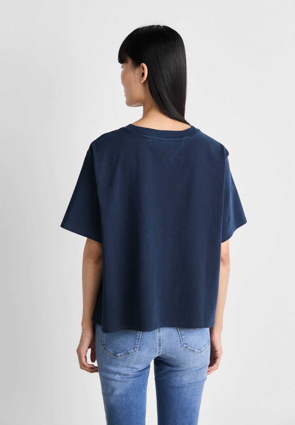 

Футболка с принтом Flag Tee Tommy Hilfiger, тёмно-синий