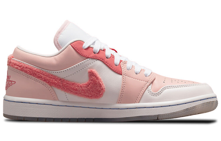 

Кроссовки Nike Air Jordan 1 Low SE Mighty Swooshers Pink