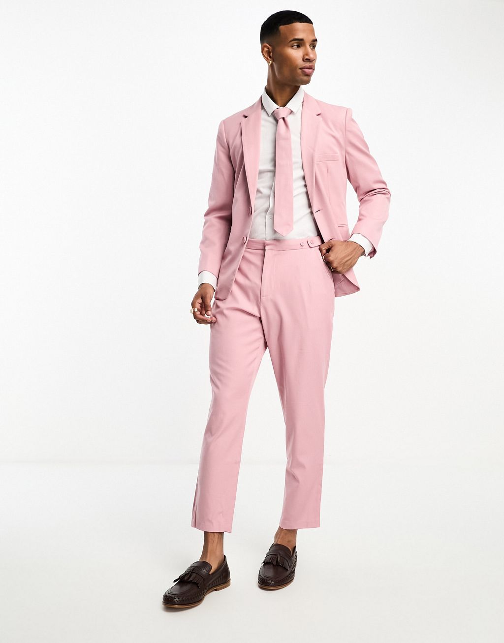 Лососево-розовые приталенные костюмные брюки приталенного кроя Labelrail x Stan & Tom